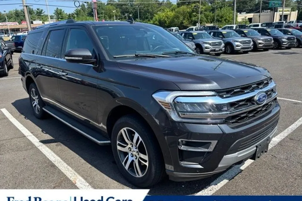 2023 Ford Expedition MAX Limited photo 1