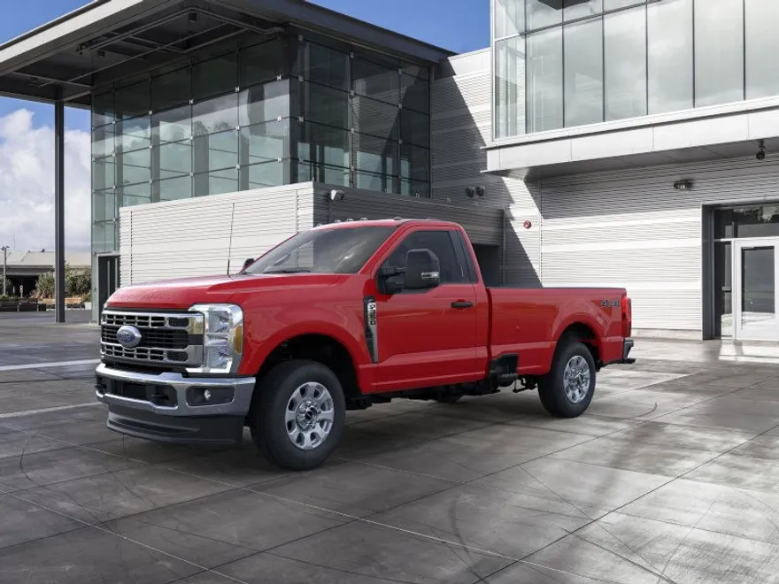 2024 Ford F-350 XLT photo 1