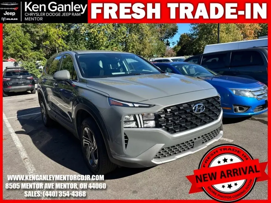2023 Hyundai Santa Fe SE photo 1