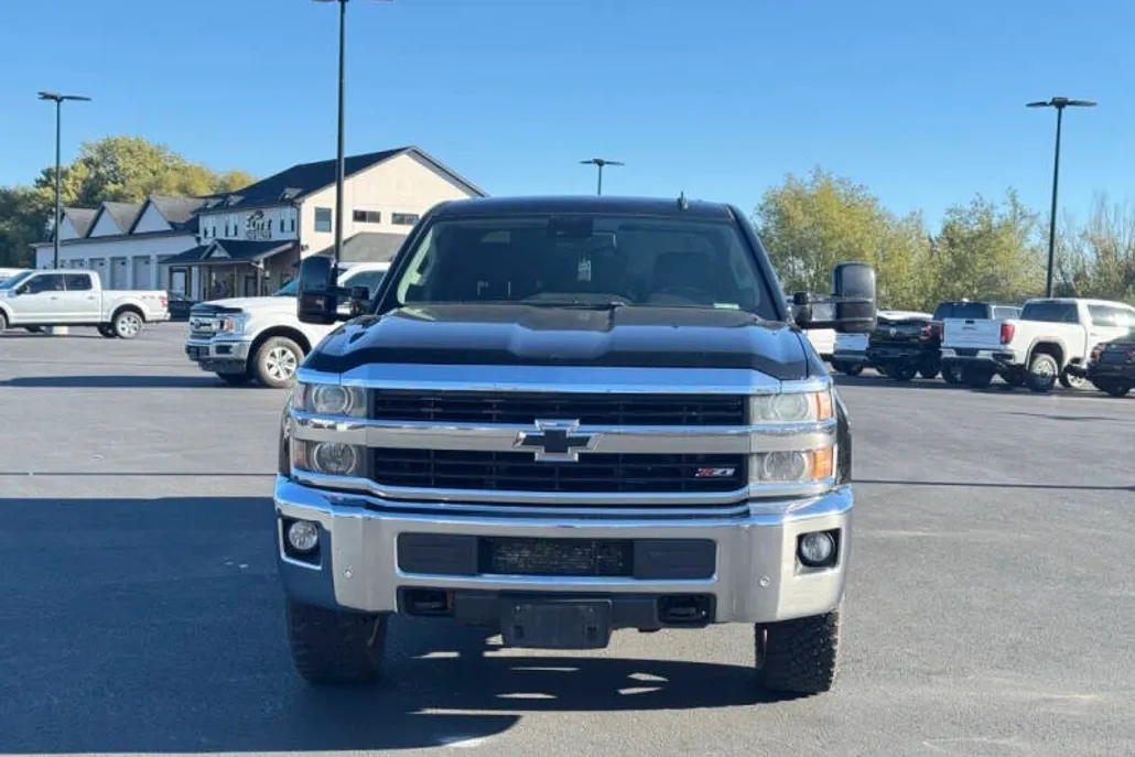 2015 Chevrolet Silverado 2500HD LTZ photo 1