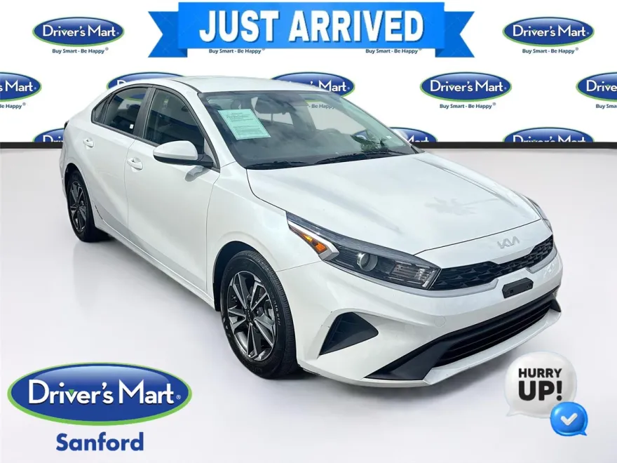 2024 Kia Forte LXS photo 1