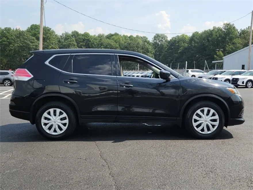 2016 Nissan Rogue S photo 1