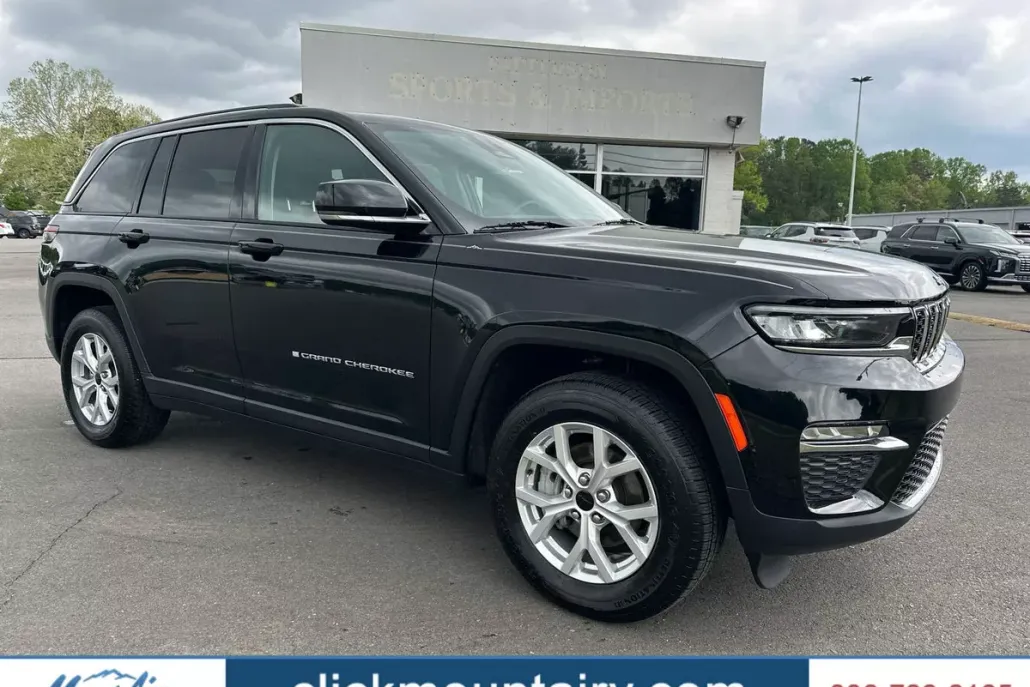 2024 Jeep Grand Cherokee Limited photo 1