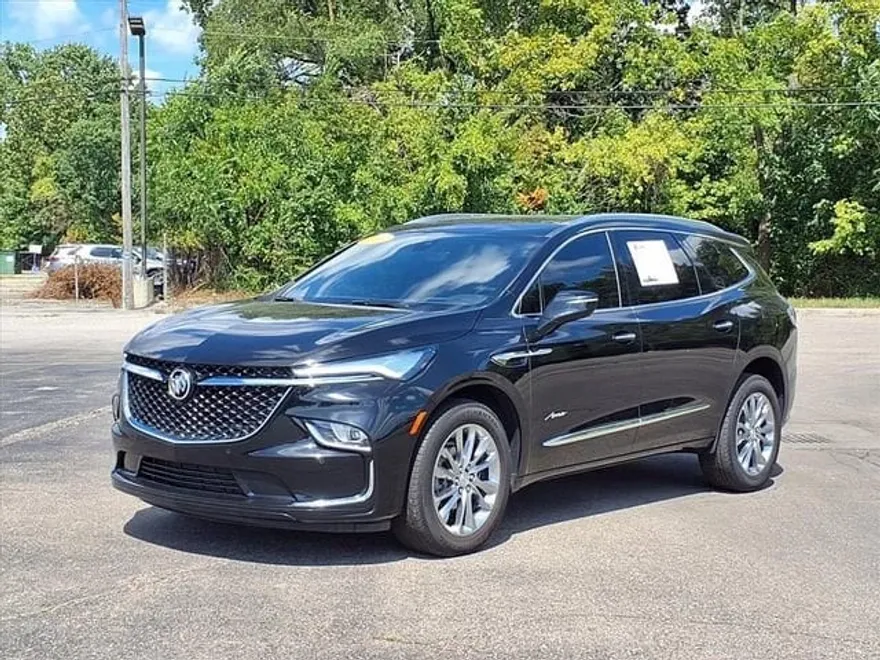 2022 Buick Enclave Avenir photo 1