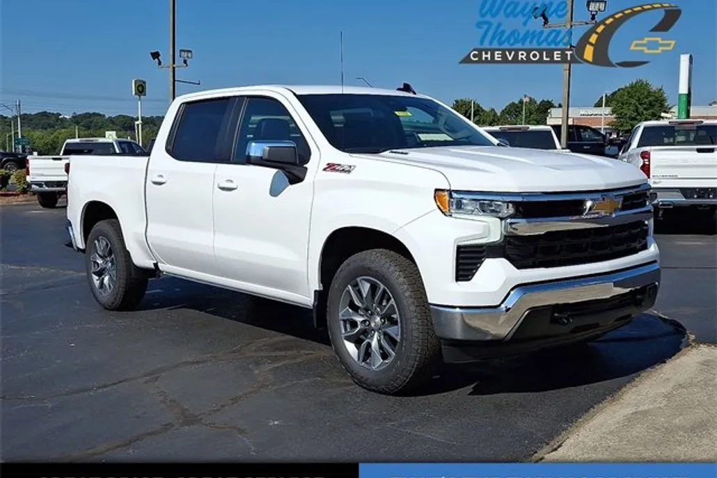 2026 Chevrolet Silverado 1500 LT photo 1