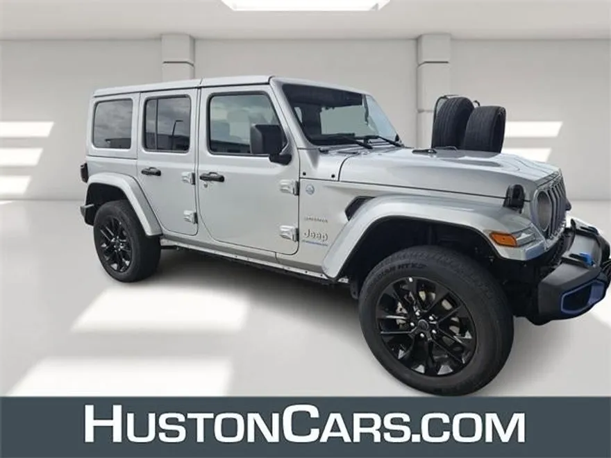 2024 Jeep Wrangler 4xe Sahara photo 1