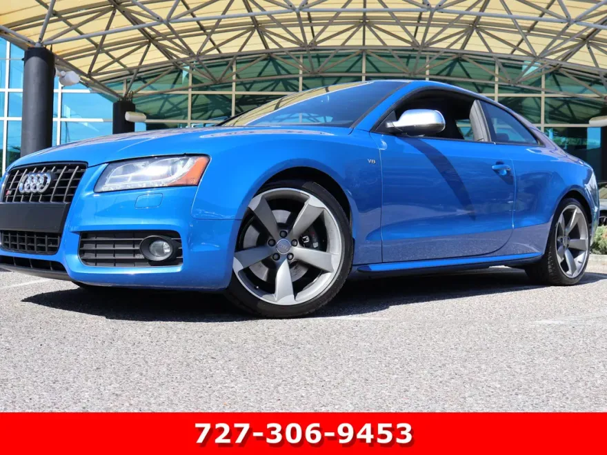 2011 Audi S5 Prestige photo 1