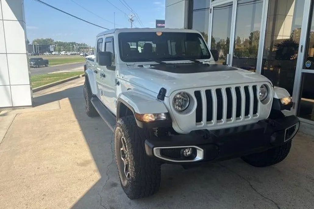 2021 Jeep Gladiator Overland photo 1