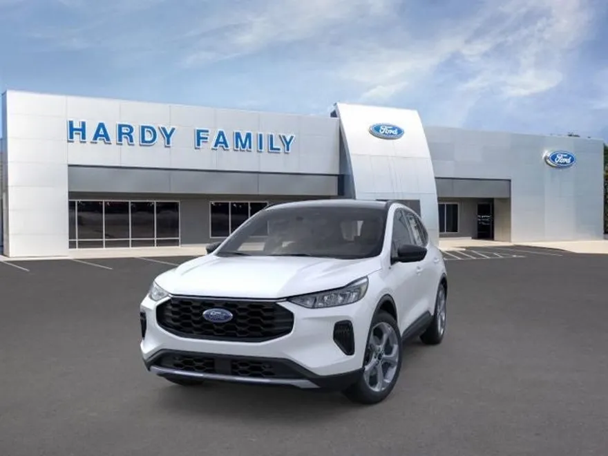 2025 Ford Escape ST-Line photo 1