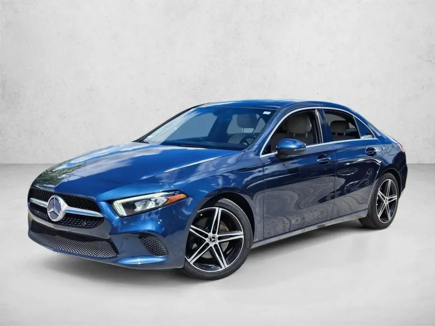 2019 Mercedes Benz A 220 photo 1