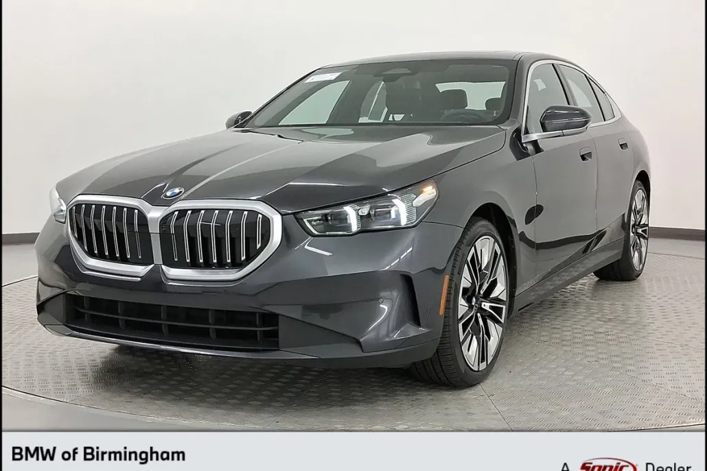 2025 Bmw 530i photo 1