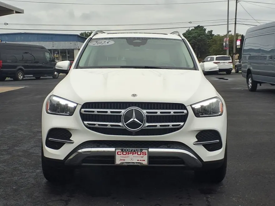 2025 Mercedes Benz GLE 350 4MATIC photo 1