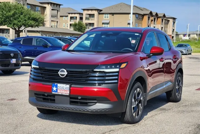 2025 Nissan Kicks SV photo 1