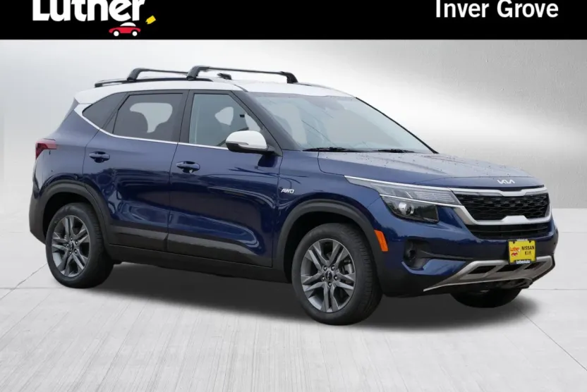 2022 Kia Seltos S Nightfall Edition photo 1