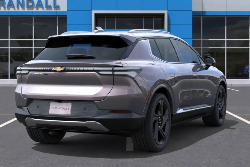 2025 Chevrolet Equinox EV 1LT photo 1