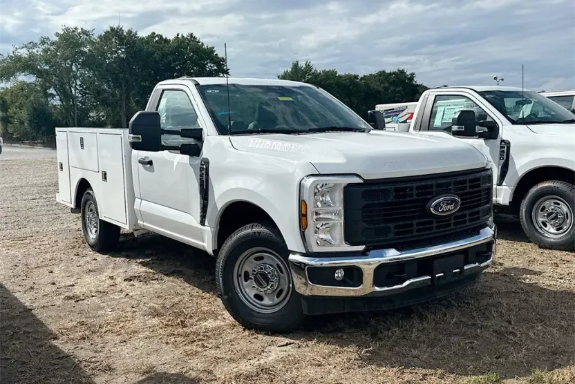 2024 Ford F-250 photo 1