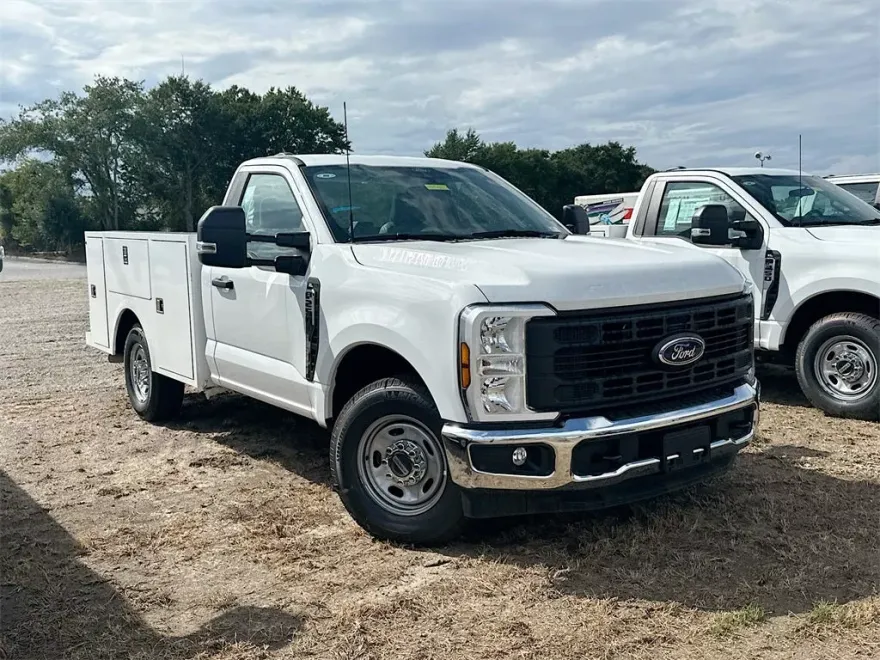 2024 Ford F-250 photo 1