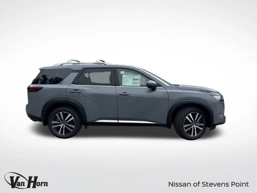 2025 Nissan Pathfinder Platinum photo 1
