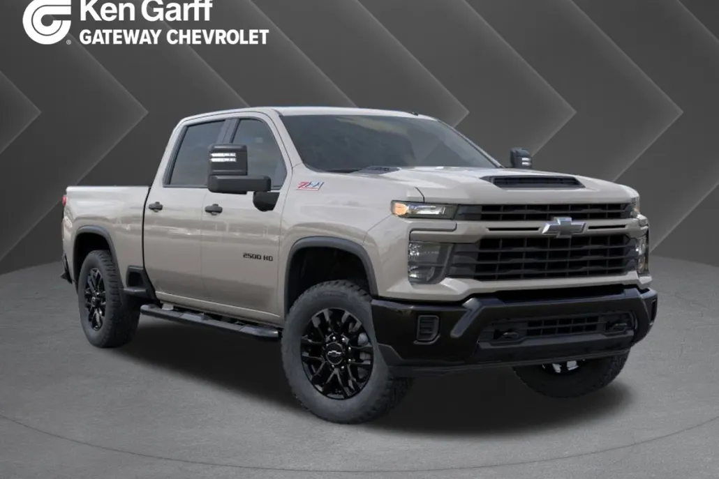 2026 Chevrolet Silverado 2500HD Custom photo 1