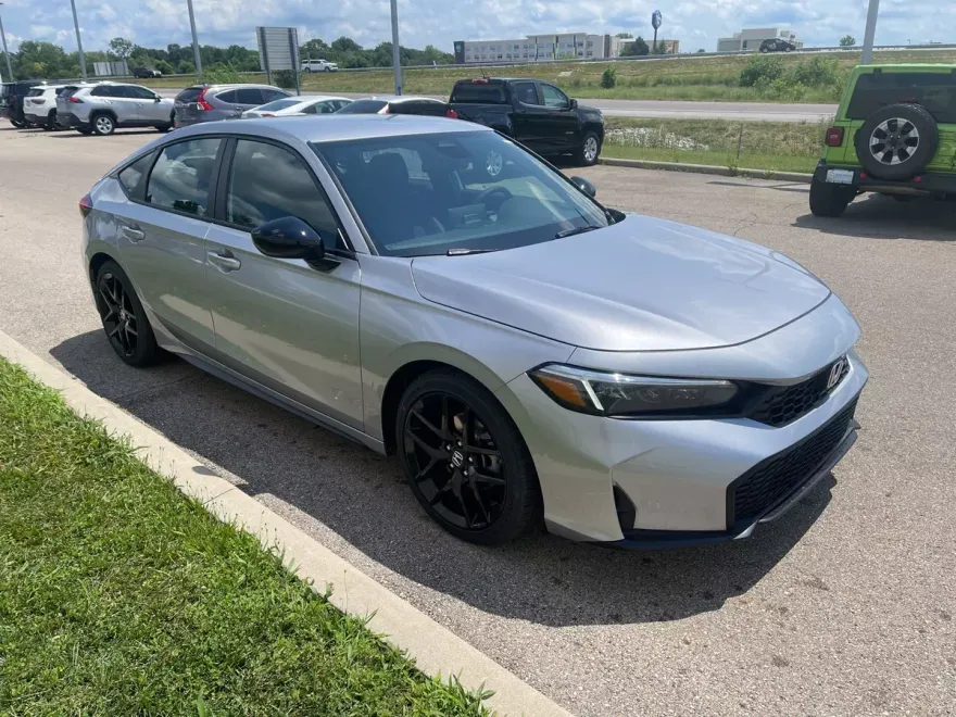 2025 Honda Civic Sport photo 1