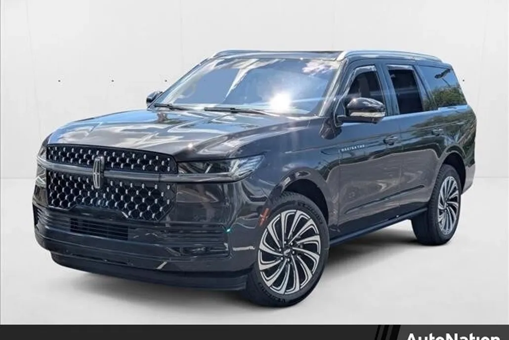 2025 Lincoln Navigator Black Label photo 1