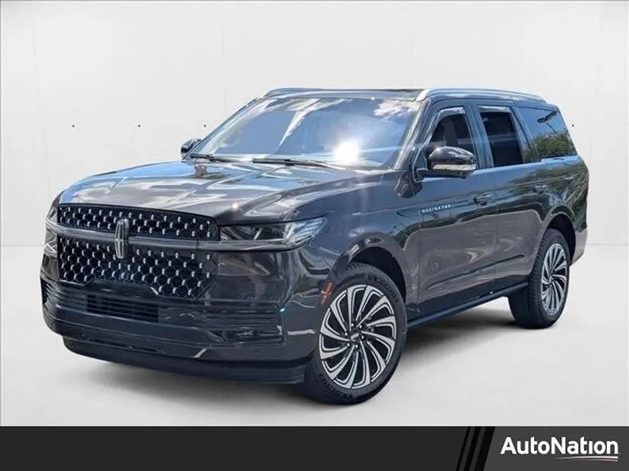 2025 Lincoln Navigator Black Label photo 1