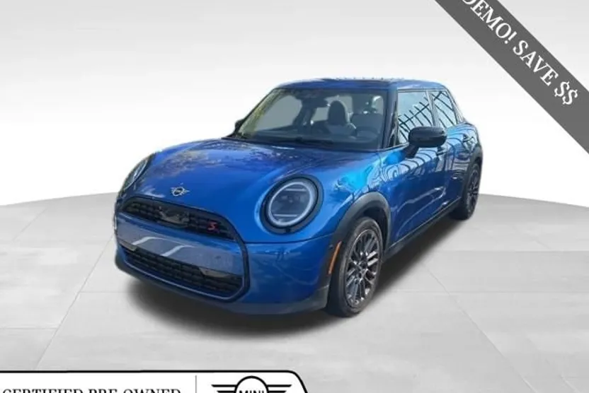 2025 Mini Cooper Signature photo 1