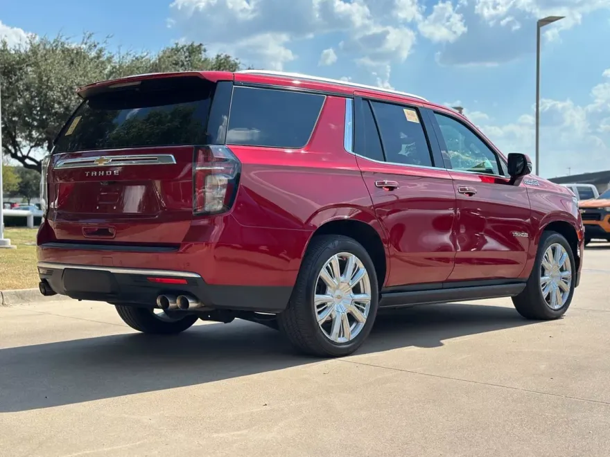 2021 Chevrolet Tahoe High Country photo 1