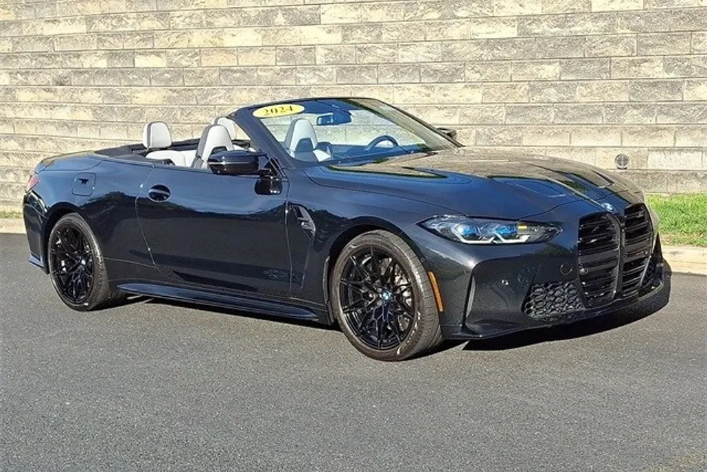 2024 Bmw M4 Convertible photo 1