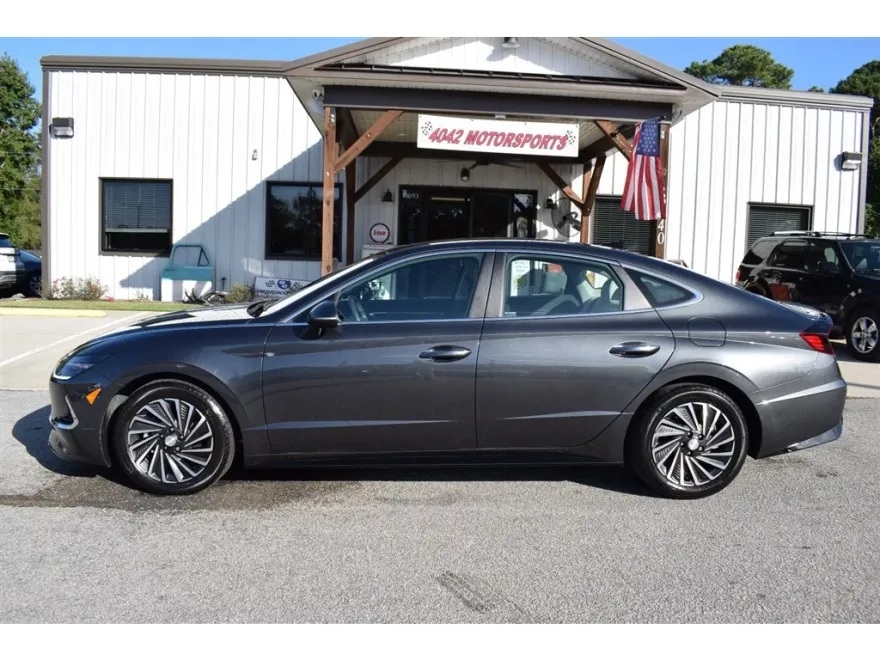 2023 Hyundai Sonata SEL photo 1