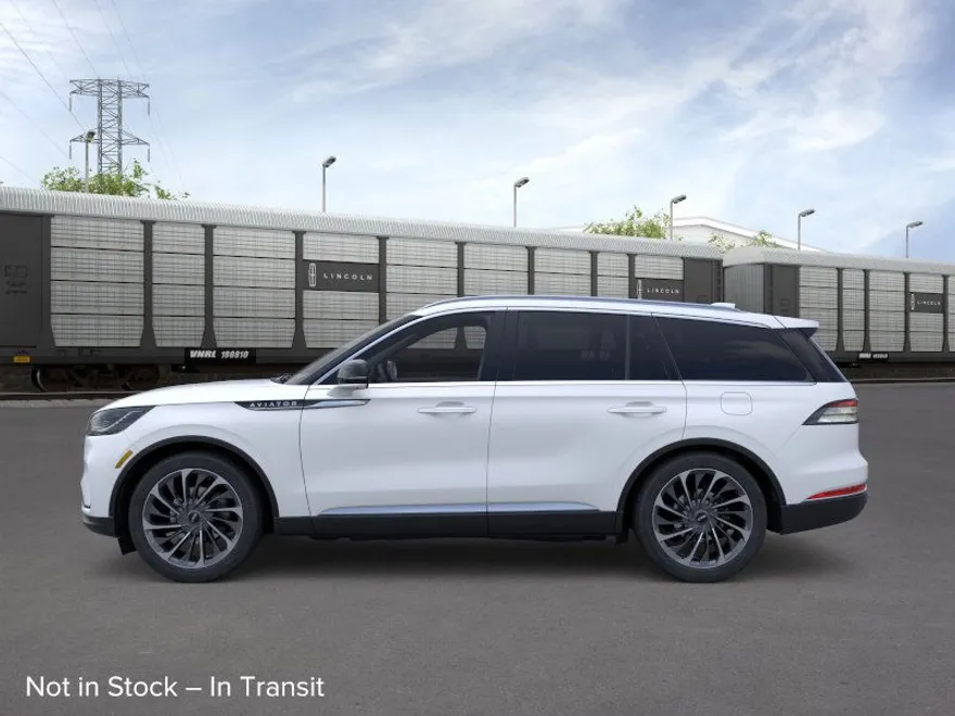 2025 Lincoln Aviator Reserve photo 1
