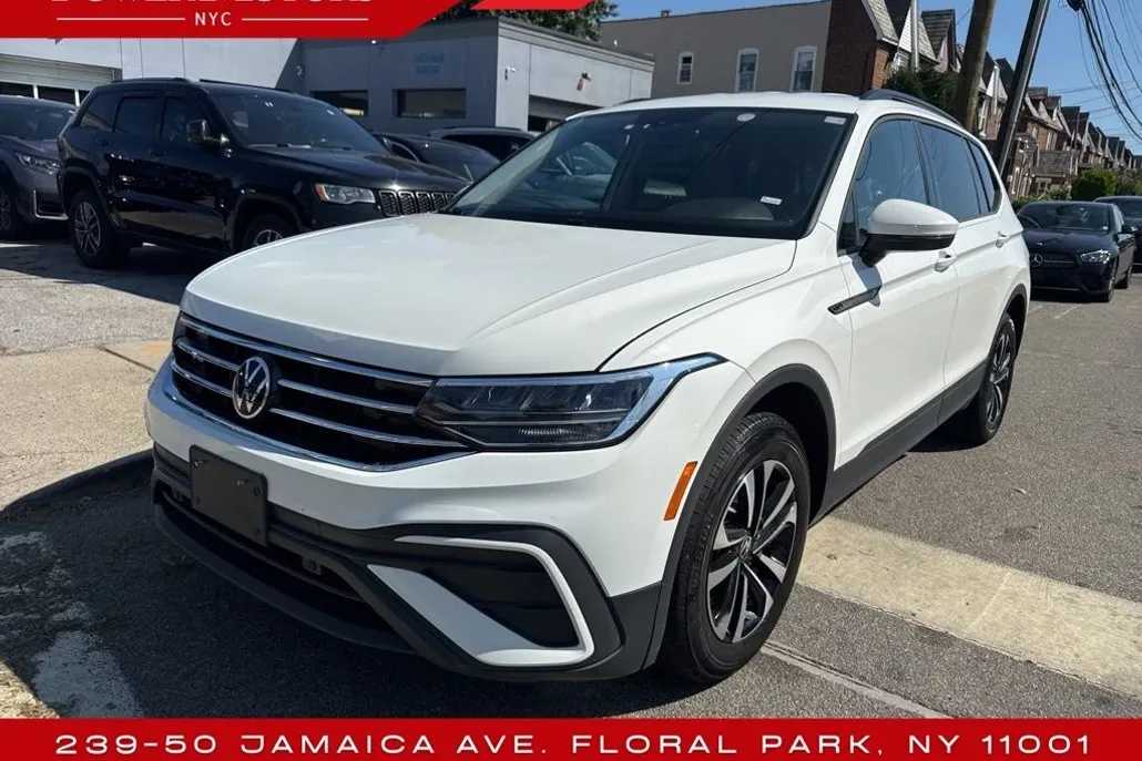2023 Volkswagen Tiguan S photo 1
