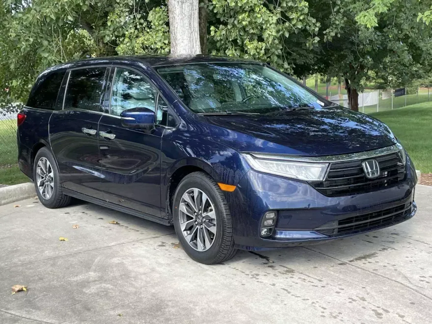 2023 Honda Odyssey EX-L photo 1