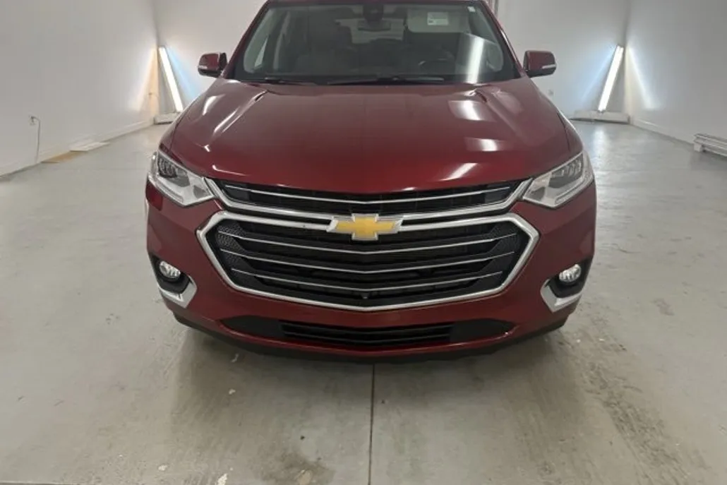 2020 Chevrolet Traverse Premier photo 1
