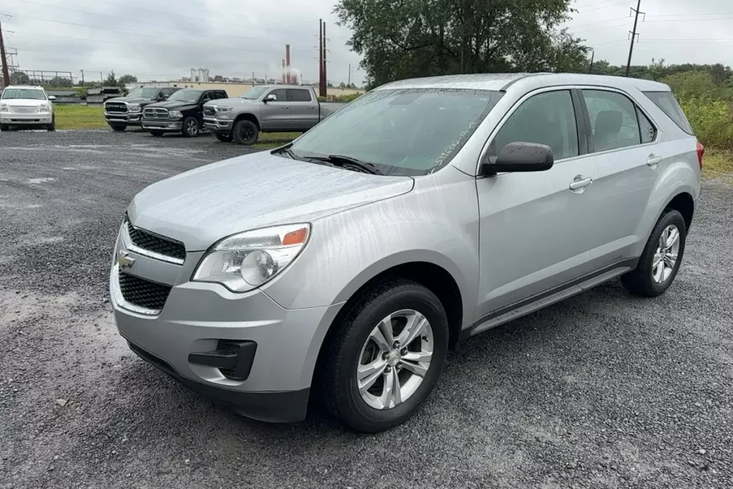 2015 Chevrolet Equinox LS photo 1