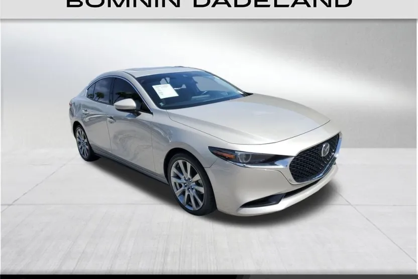2022 Mazda Mazda3 Sedan Premium photo 1