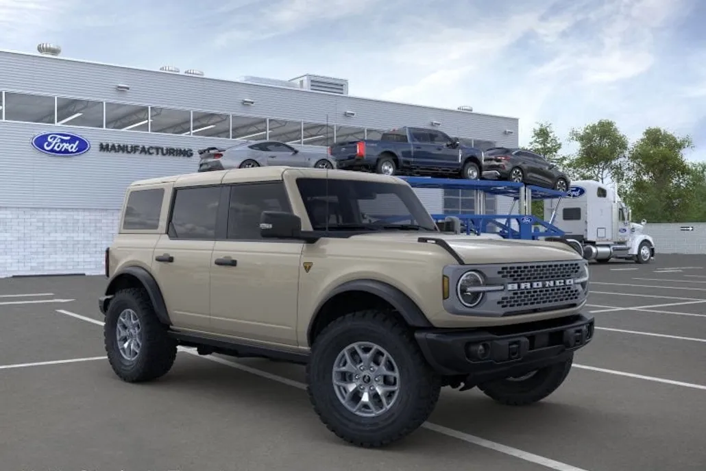 2025 Ford Bronco Badlands photo 1