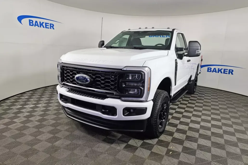 2025 Ford F-350 XL photo 1