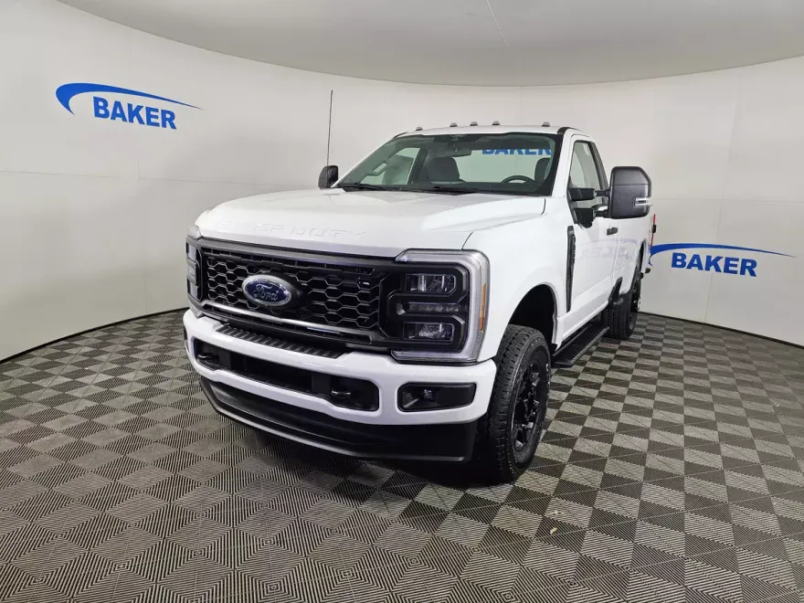 2025 Ford F-350 XL photo 1