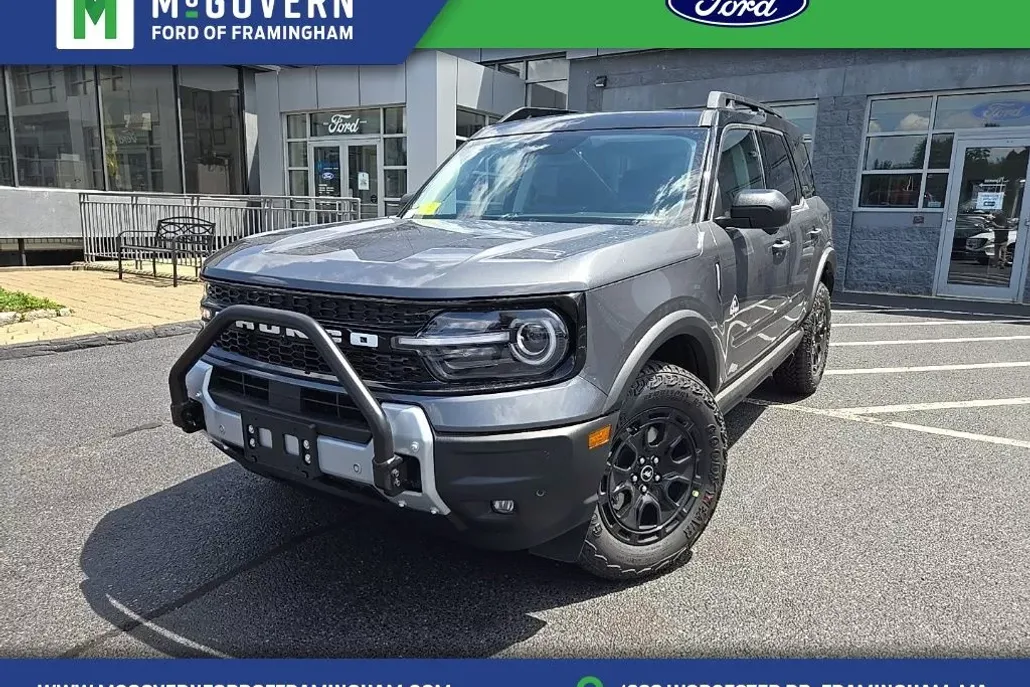 2025 Ford Bronco Sport Outer Banks photo 1
