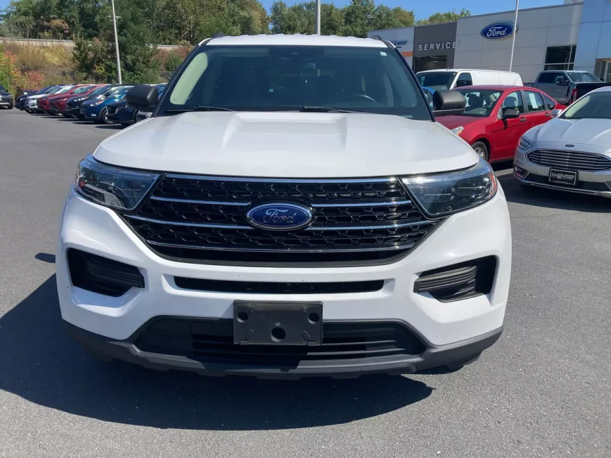 2020 Ford Explorer XLT photo 1