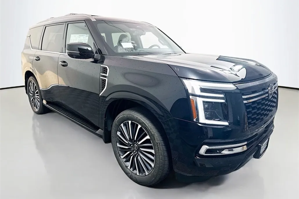 2025 Nissan Armada Platinum Reserve photo 1