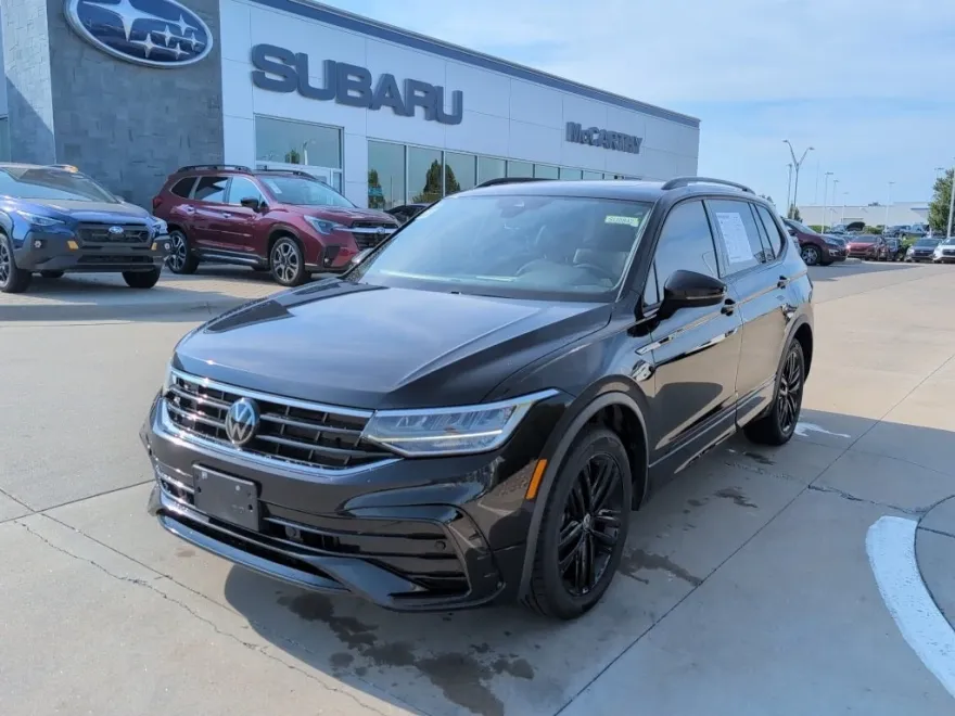 2022 Volkswagen Tiguan SE R-Line Black photo 1