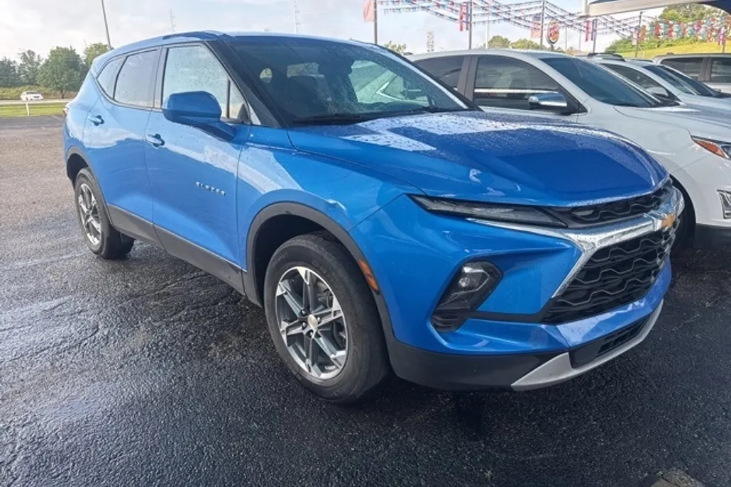2024 Chevrolet Blazer 2LT photo 1