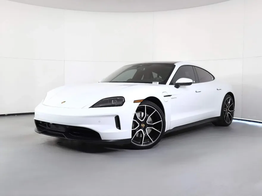 2025 Porsche Taycan 4S photo 1