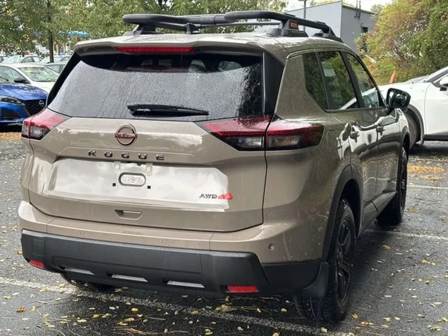 2026 Nissan Rogue SV photo 1