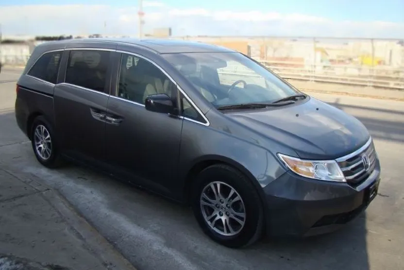 2012 Honda Odyssey EX-L photo 1