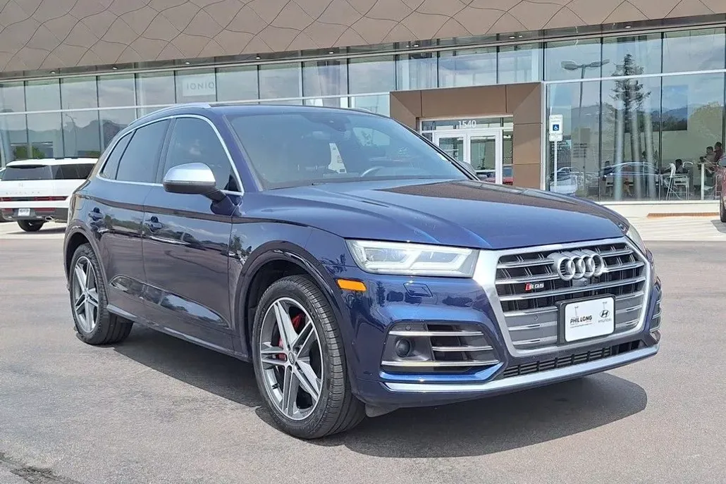 2019 Audi SQ5 Premium photo 1