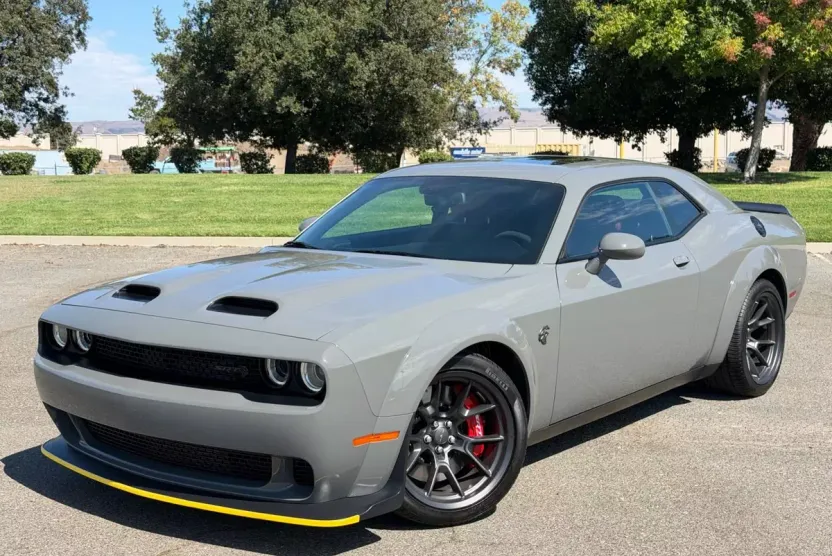 2023 Dodge Challenger SRT8 Hellcat Widebody photo 1