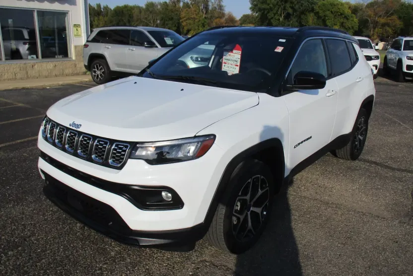 2025 Jeep Compass Limited photo 1